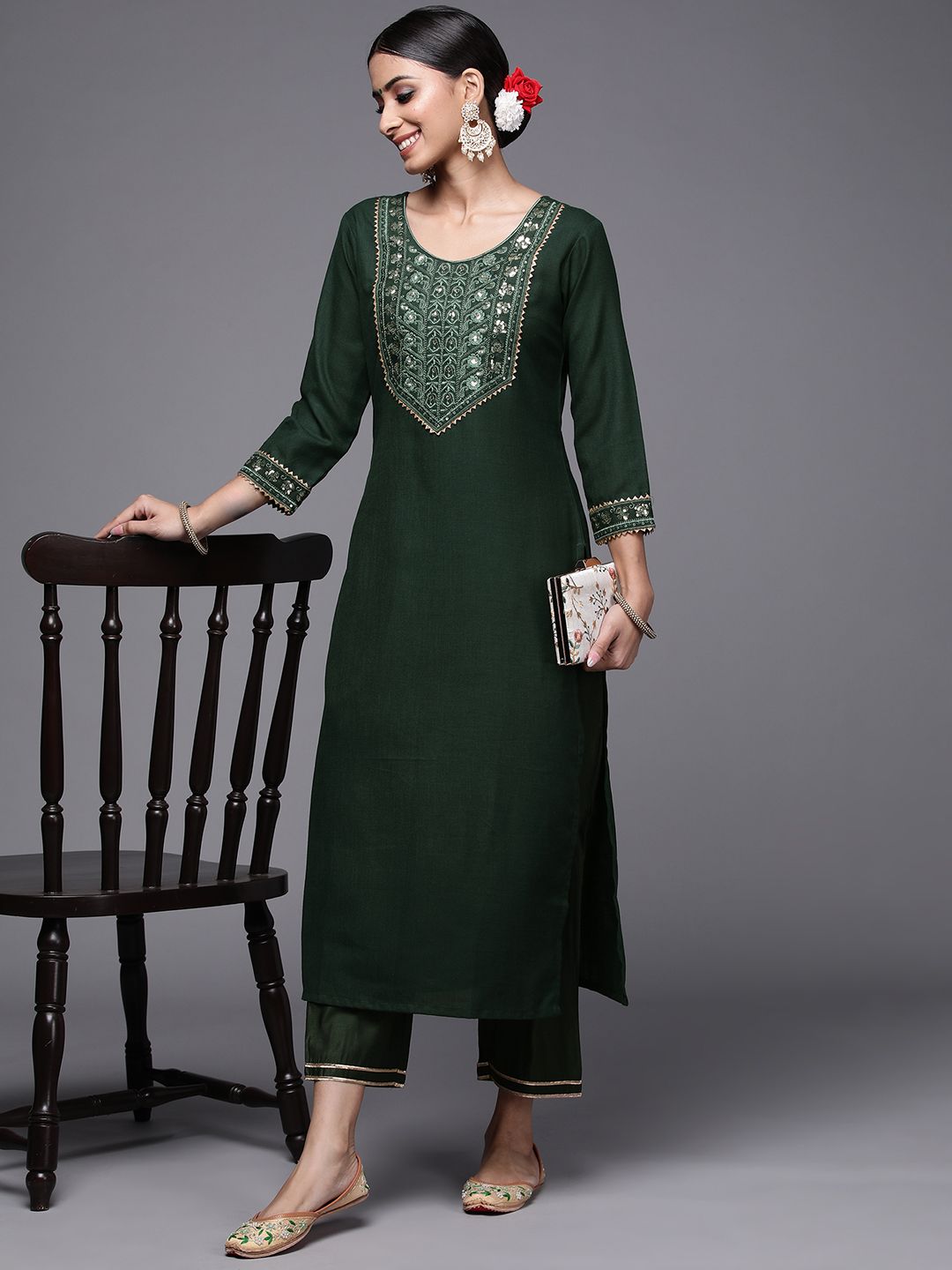Indyancart IE Women Green Ethnic Motifs Yoke Design Kurta
