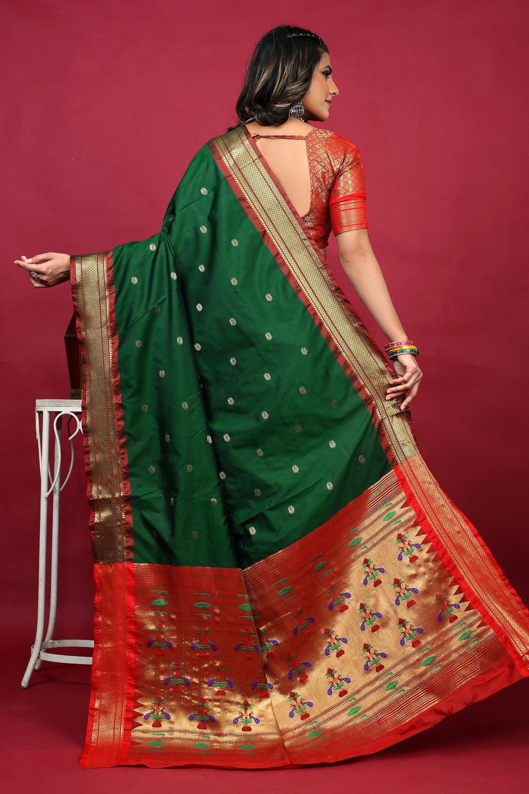 Dhiyona GR Women's Anarkali Bottle Green Zari Paithani Silk Saree