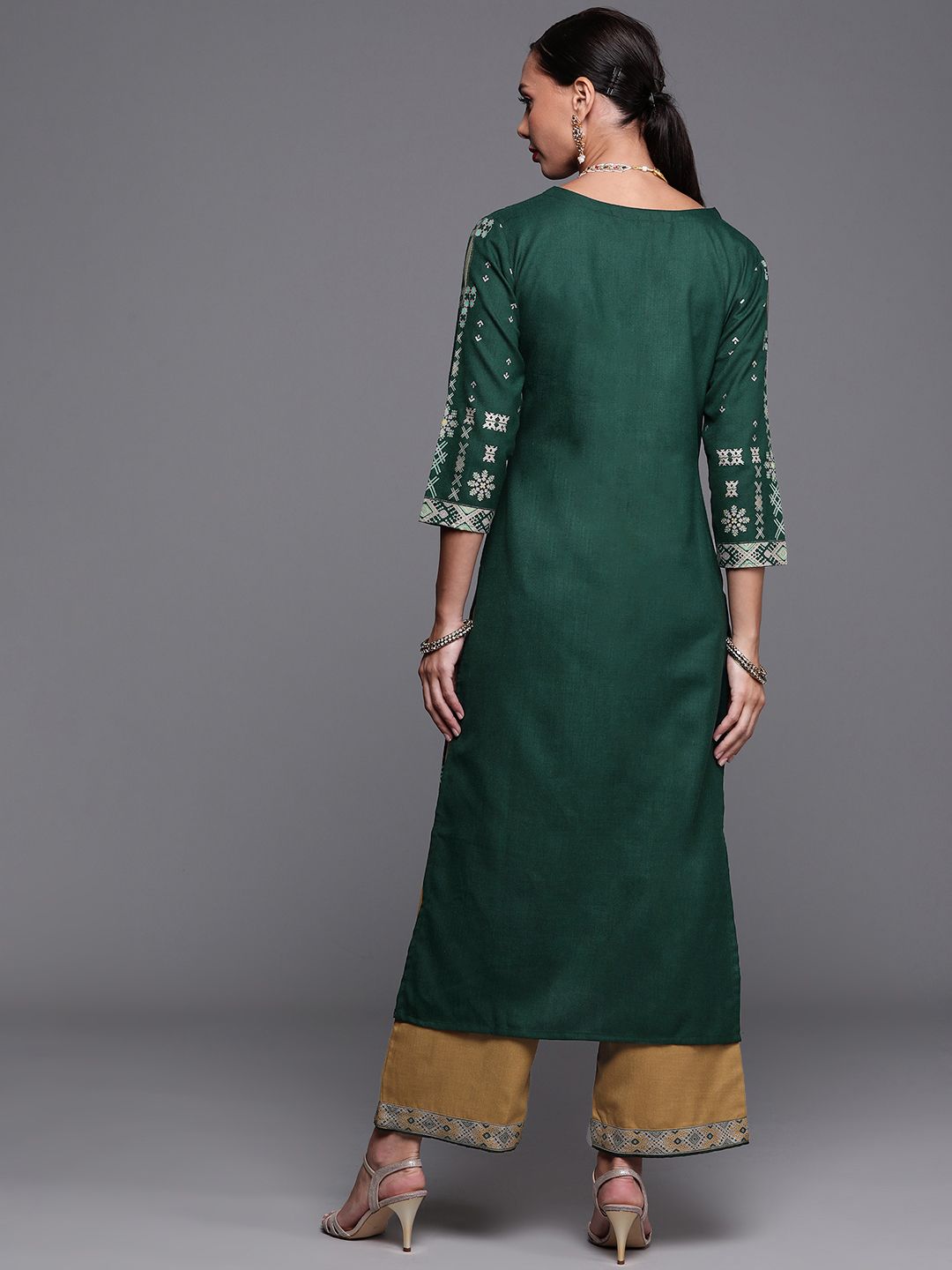Indyancart IE Women Green & Grey Ethnic Motifs Foil Print Regular Kurta with Palazzos