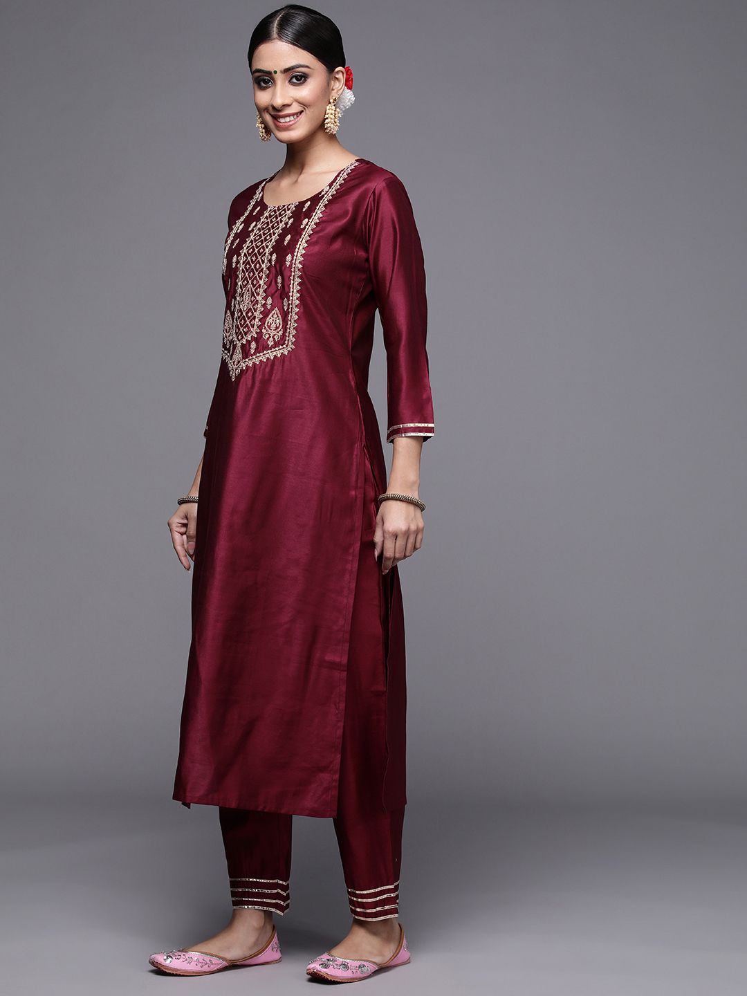 Dhiyona IE Women Maroon Ethnic Motifs Yoke Design Kurta with Trousers & With Dupatta