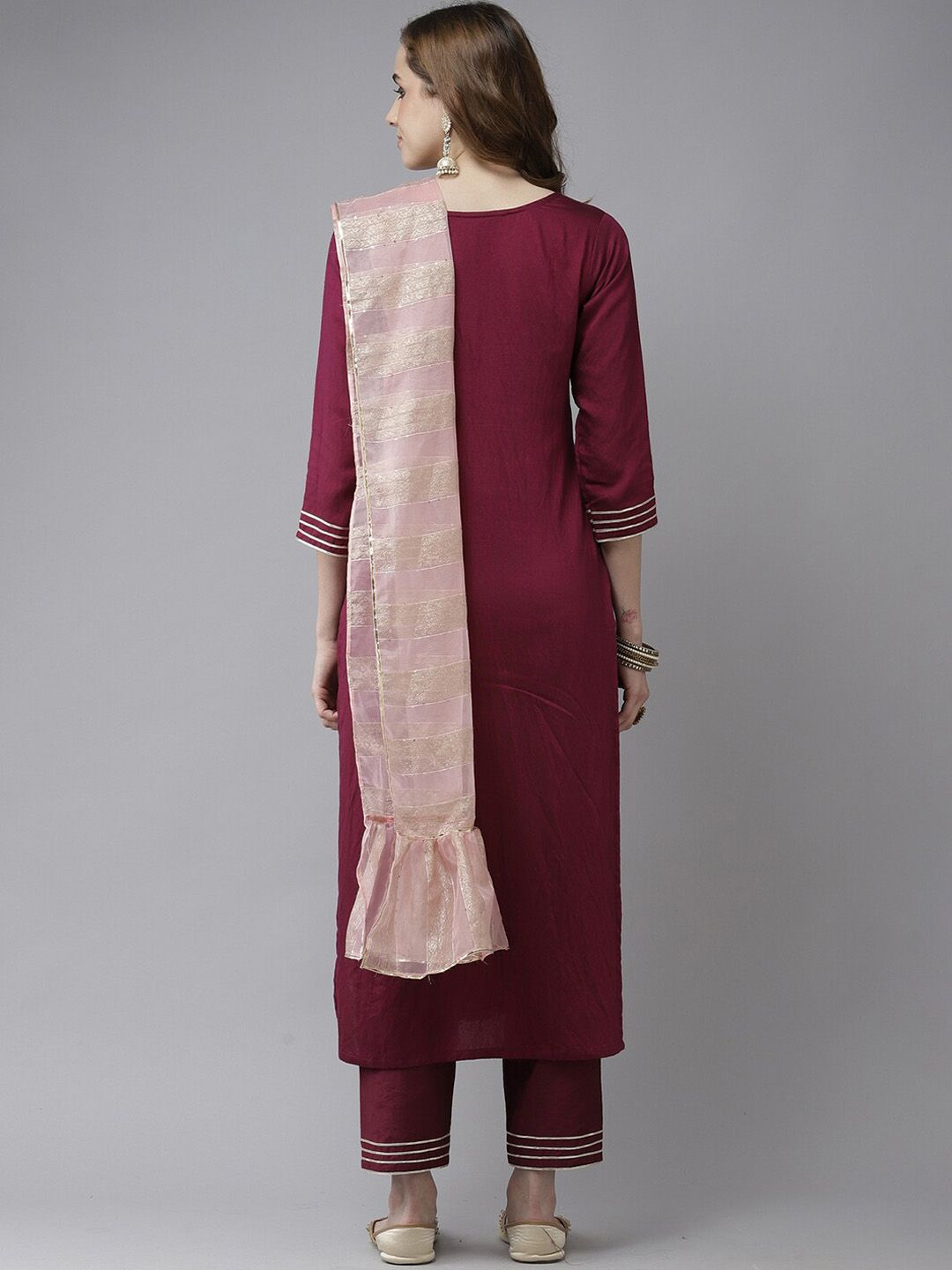 Dhiyona IE Floral Embroidered Sequinned Pure Cotton Kurta with Trousers & Dupatta
