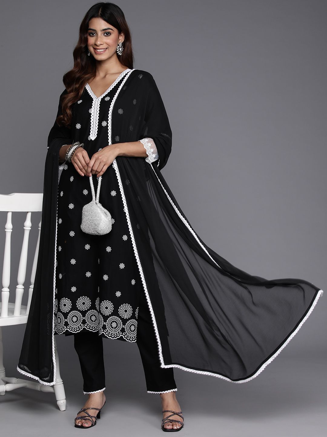 Indyancart VA Women'sFloral Embroidered V-Neck Pure Cotton Straight Kurta with Trousers & Dupatta