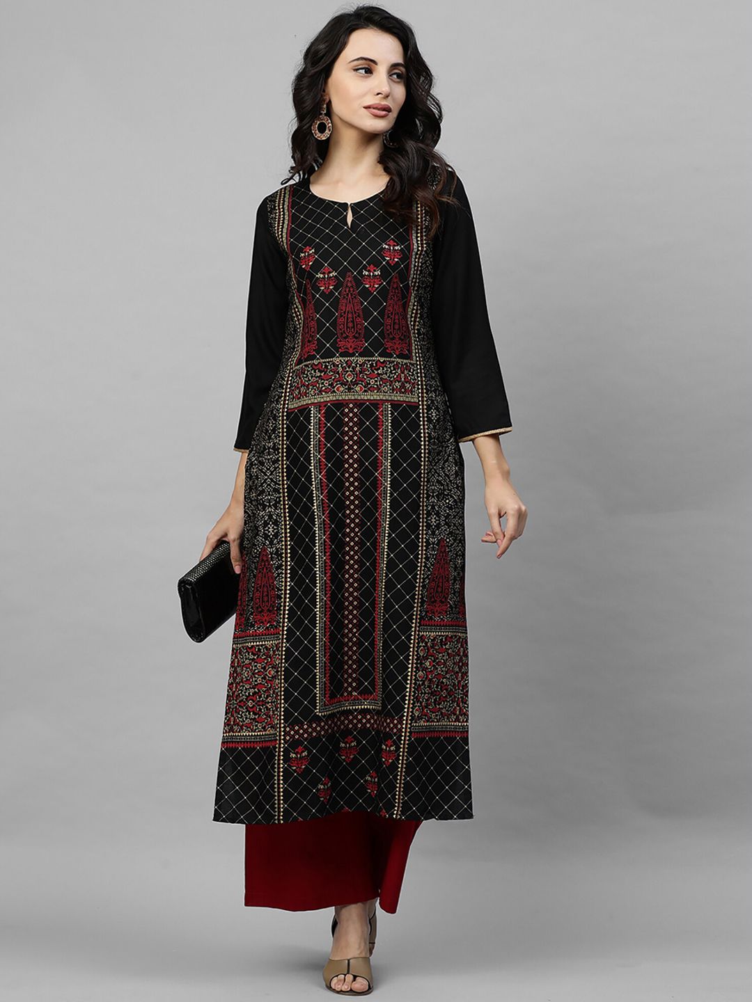 Indyancart IE Women Black & Maroon Floral Print A-Line Kurta