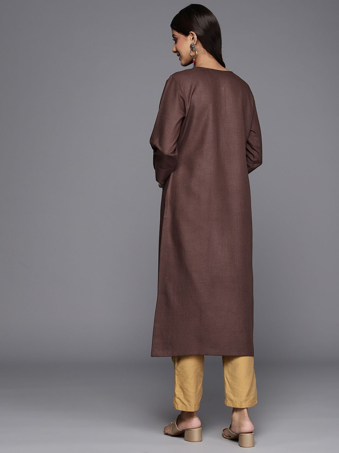 Indyancart IE Women Solid Kurta