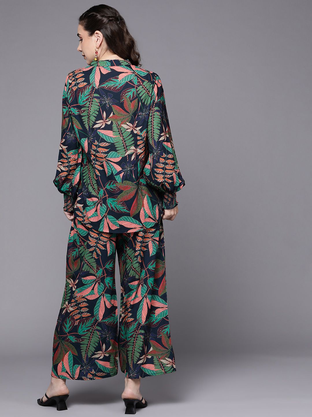 Indyancart IE Women Green & Navy Blue Floral Printed Co-Ords