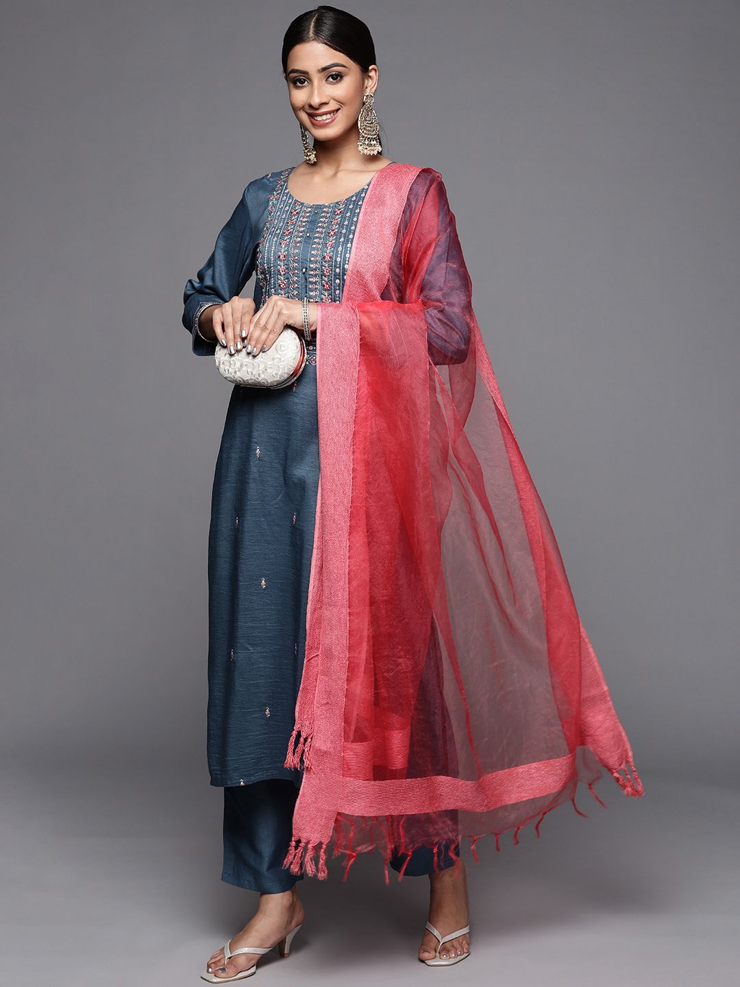 Indyancart VA Women's Blue Ethnic Motifs Embroidered Thread Work Kurta with Trousers & With Dupatta