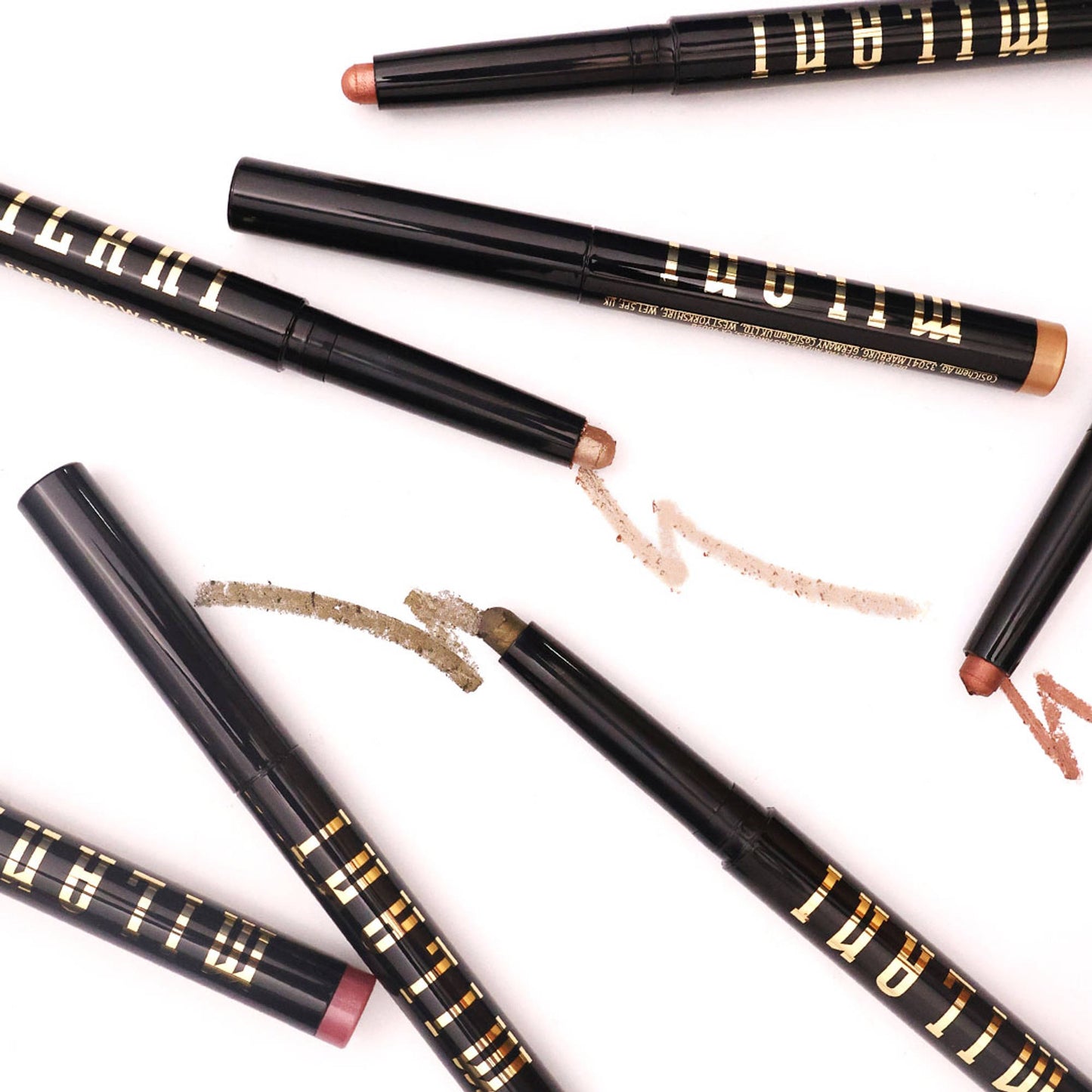 Milani Gilded Eyeshadow Stick - 03 Sand