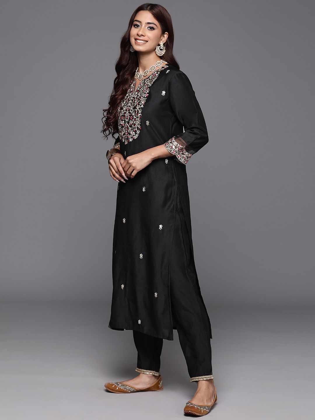 Indyancart IE Floral Embroidered Regular Sequinned Liva Kurta with Trousers & Dupatta