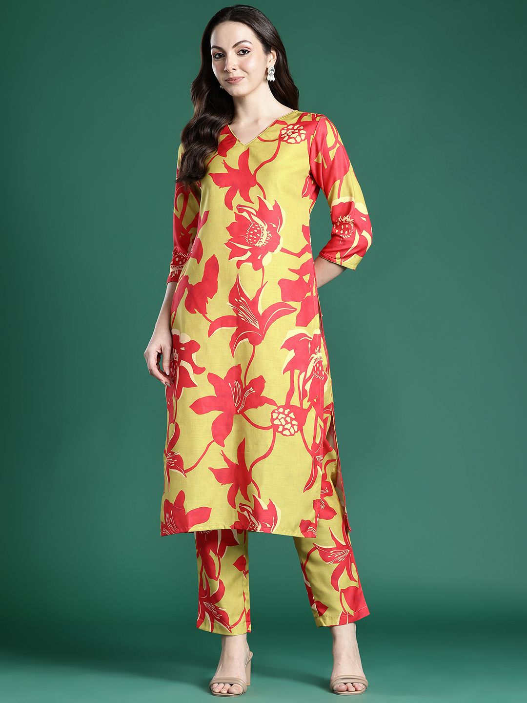 Indyancart IE Floral Printed Kurta with Trousers