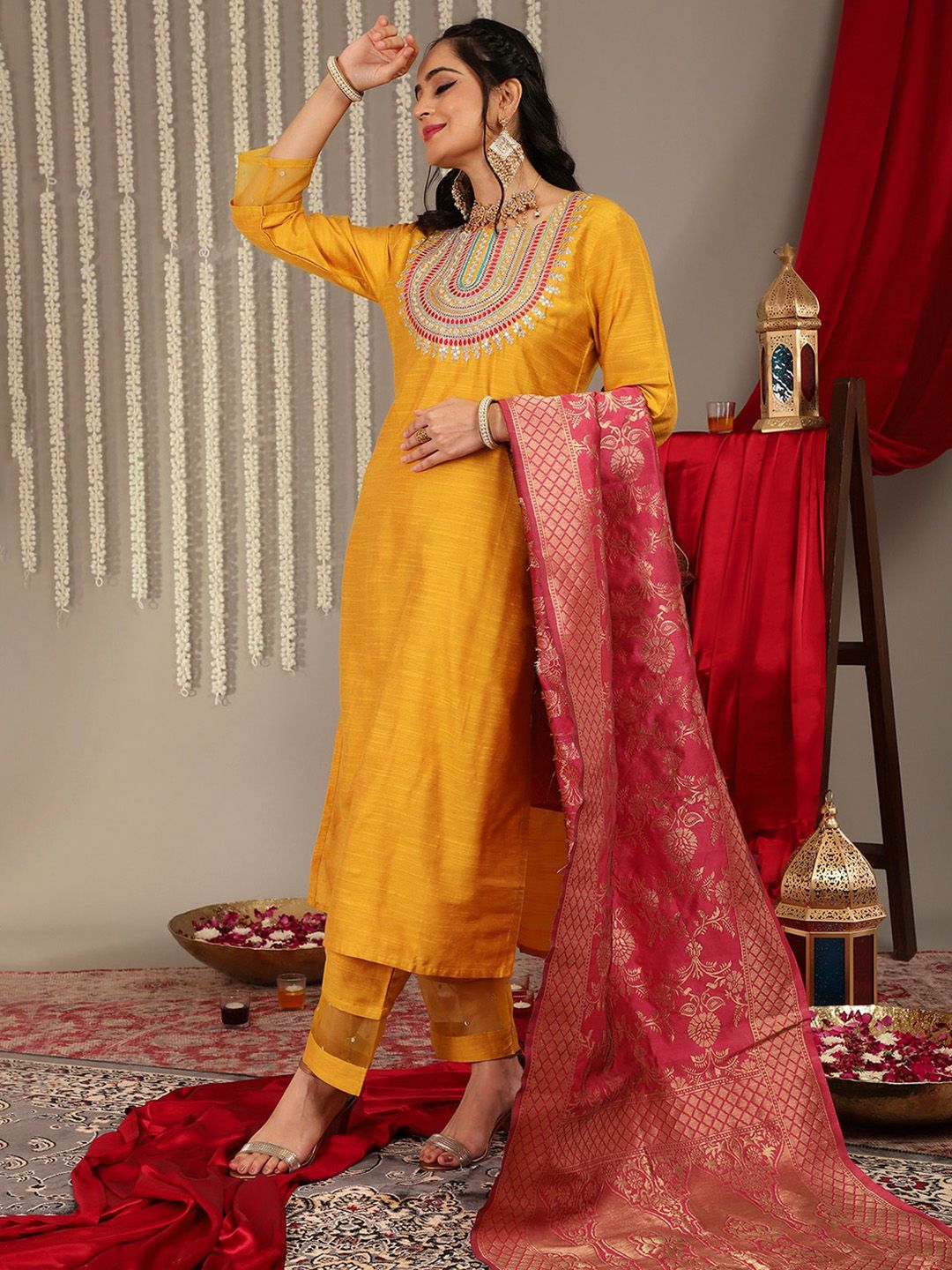 Indyancart VA Women'sEthnic Motifs Yoke Design Thread Work Straight Kurta & Trouser With Dupatta