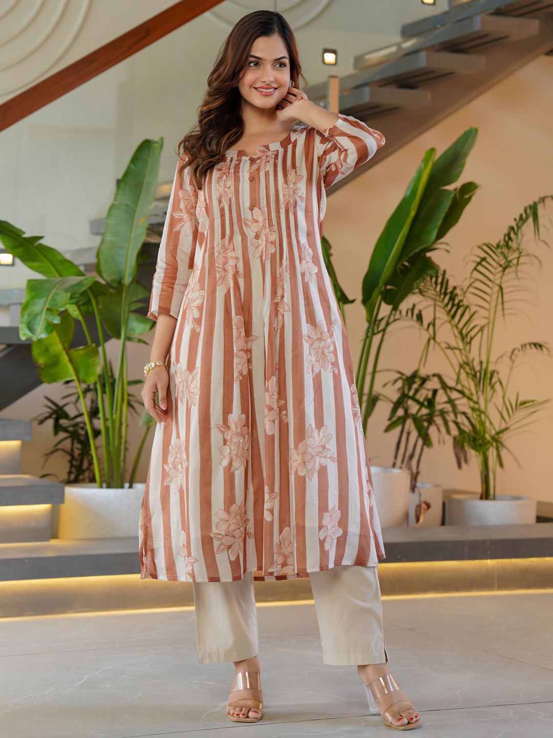 Indyancart IE Floral Printed A-Line Pure Cotton Kurta With Trousers