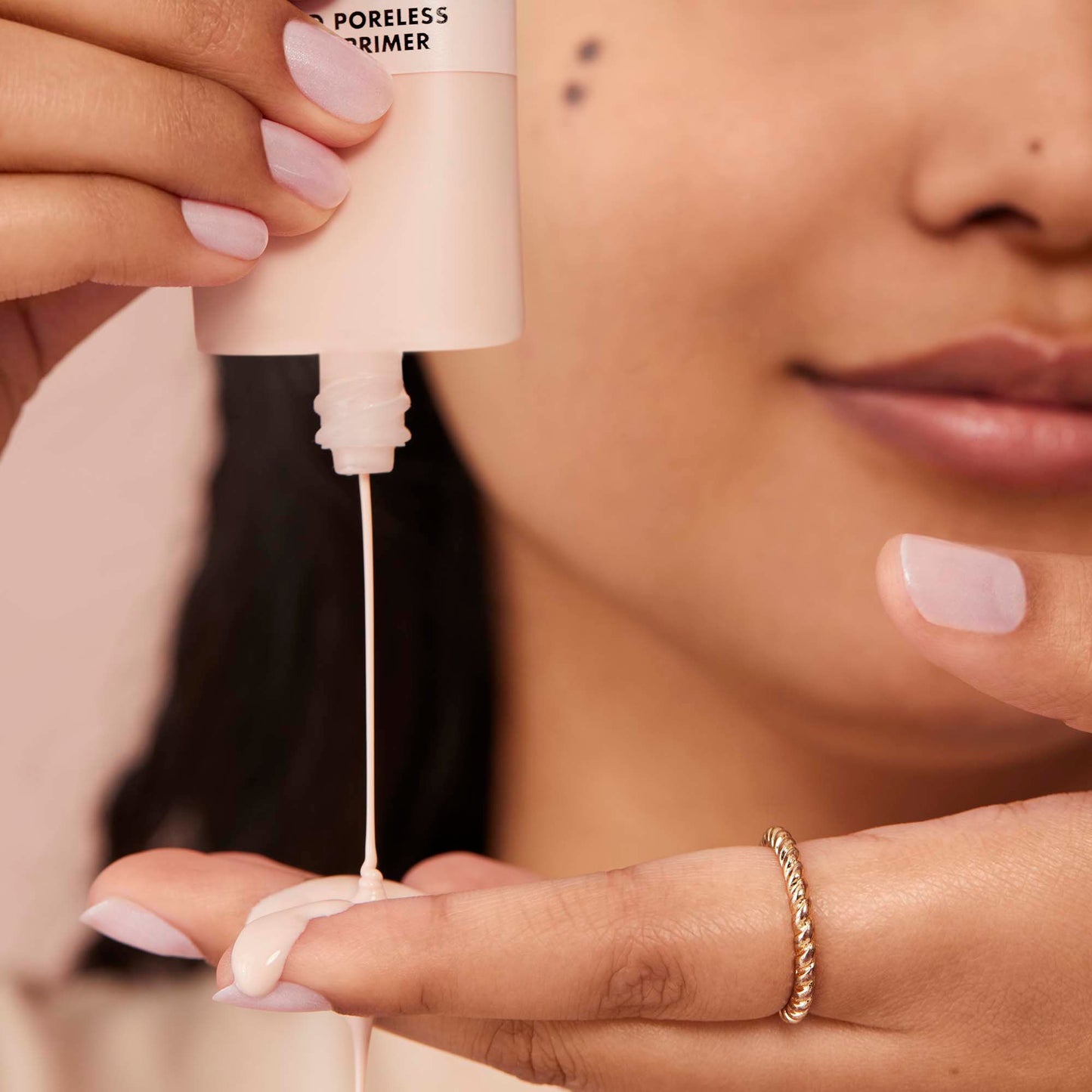 e.l.f. Cosmetics Liquid Poreless Putty Primer - Universal Sheer