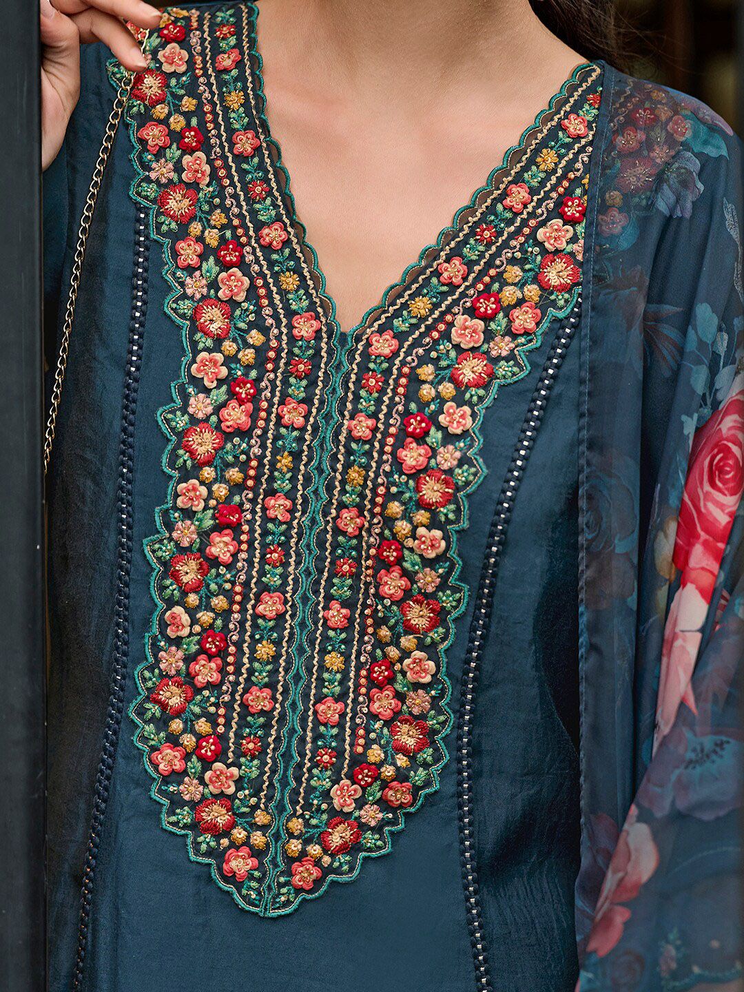 Indyancart IE Floral Embroidered Panelled Thread Work A-Line Kurta With Trousers & Dupatta