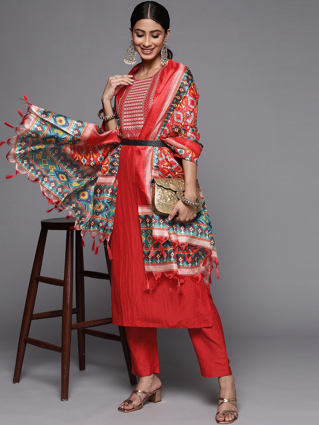 Indyancart VA Women's Ethnic Motifs Embroidered Sequinned Kurta with Trousers & Dupatta