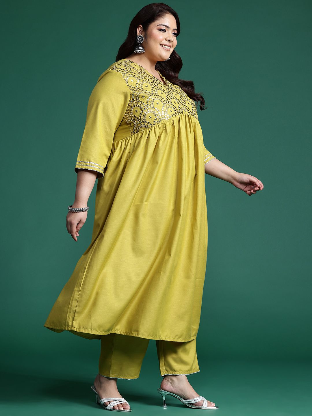 Indyancart Women's Plus Size Embroidered Empire Mirror Work Kurta With Trousers & Dupatta