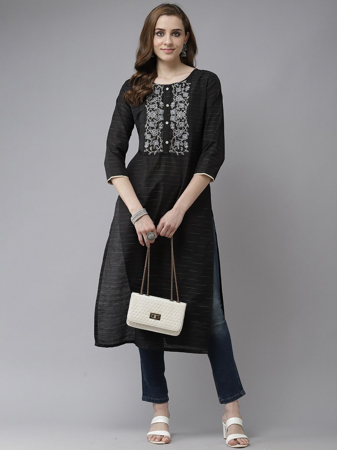 Indyancart IE Women Ethnic Motifs Embroidered Straight Kurta