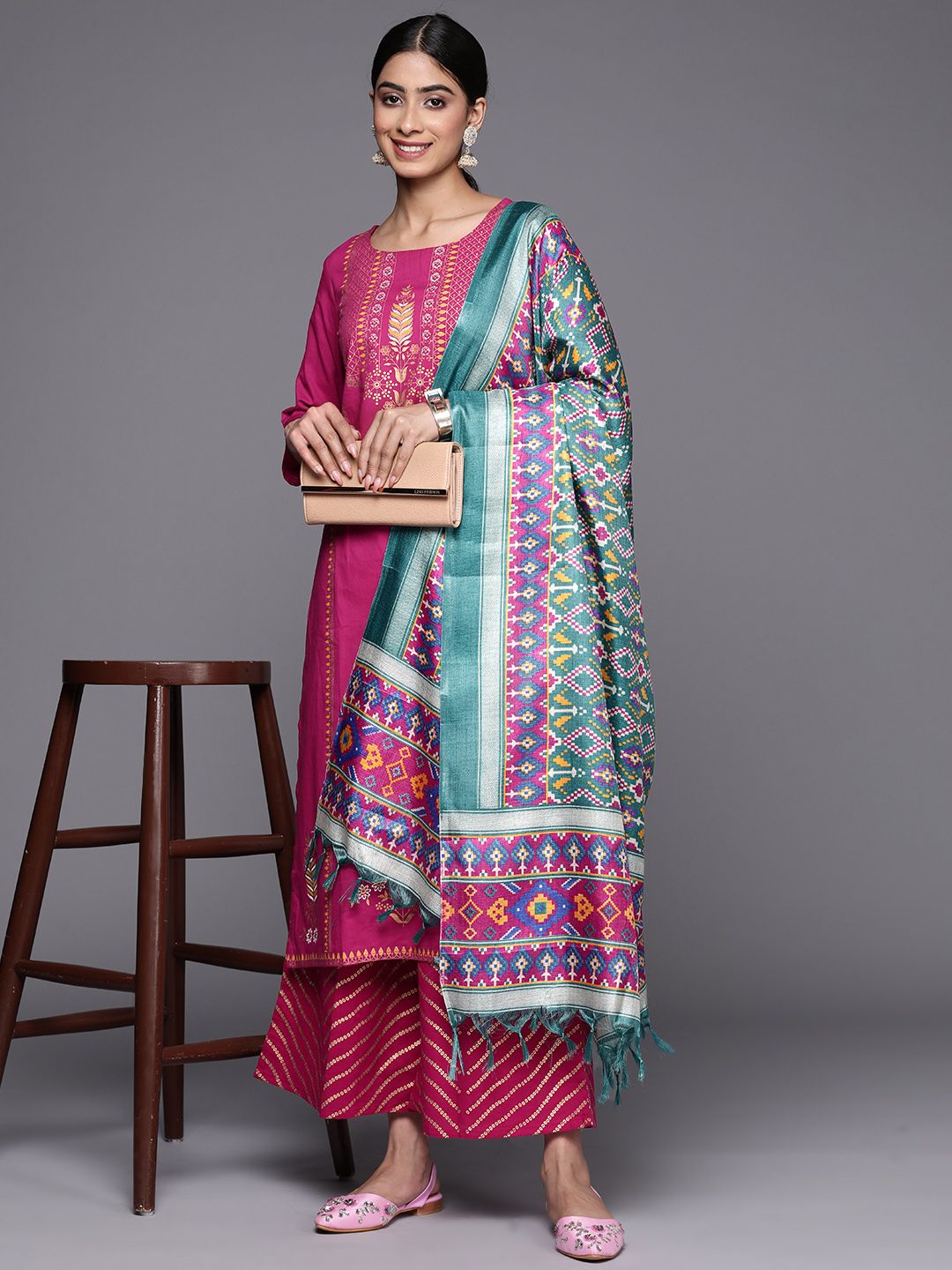 Indyancart VA Women'sFloral Printed Regular Kurta With Palazzos & Dupatta
