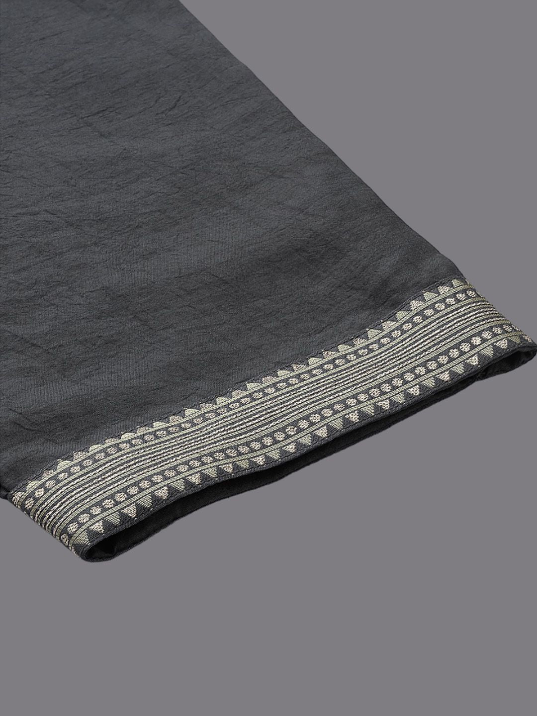 Indyancart IE Yoke Design Round Neck Three-Quarter Sleeves Empire Kurta Set