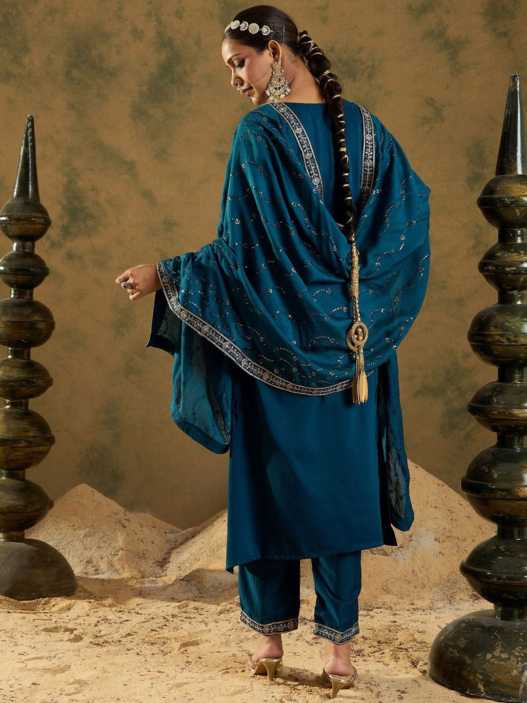 Dhiyona IE Women Ethnic Motifs Embroidered Regular Kurta with Trousers & With Dupatta