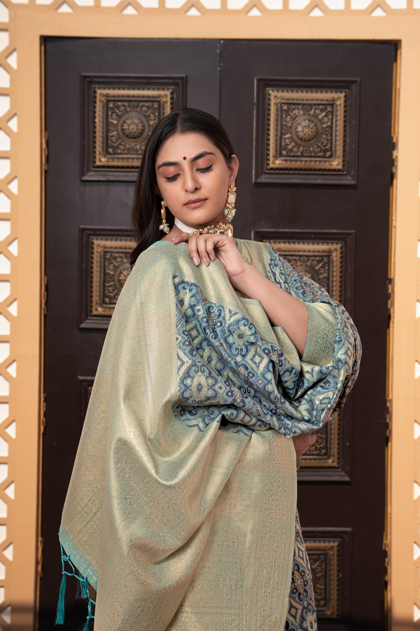Dhiyona GR Women's Avika Blue Cotton Ikat Silk Saree