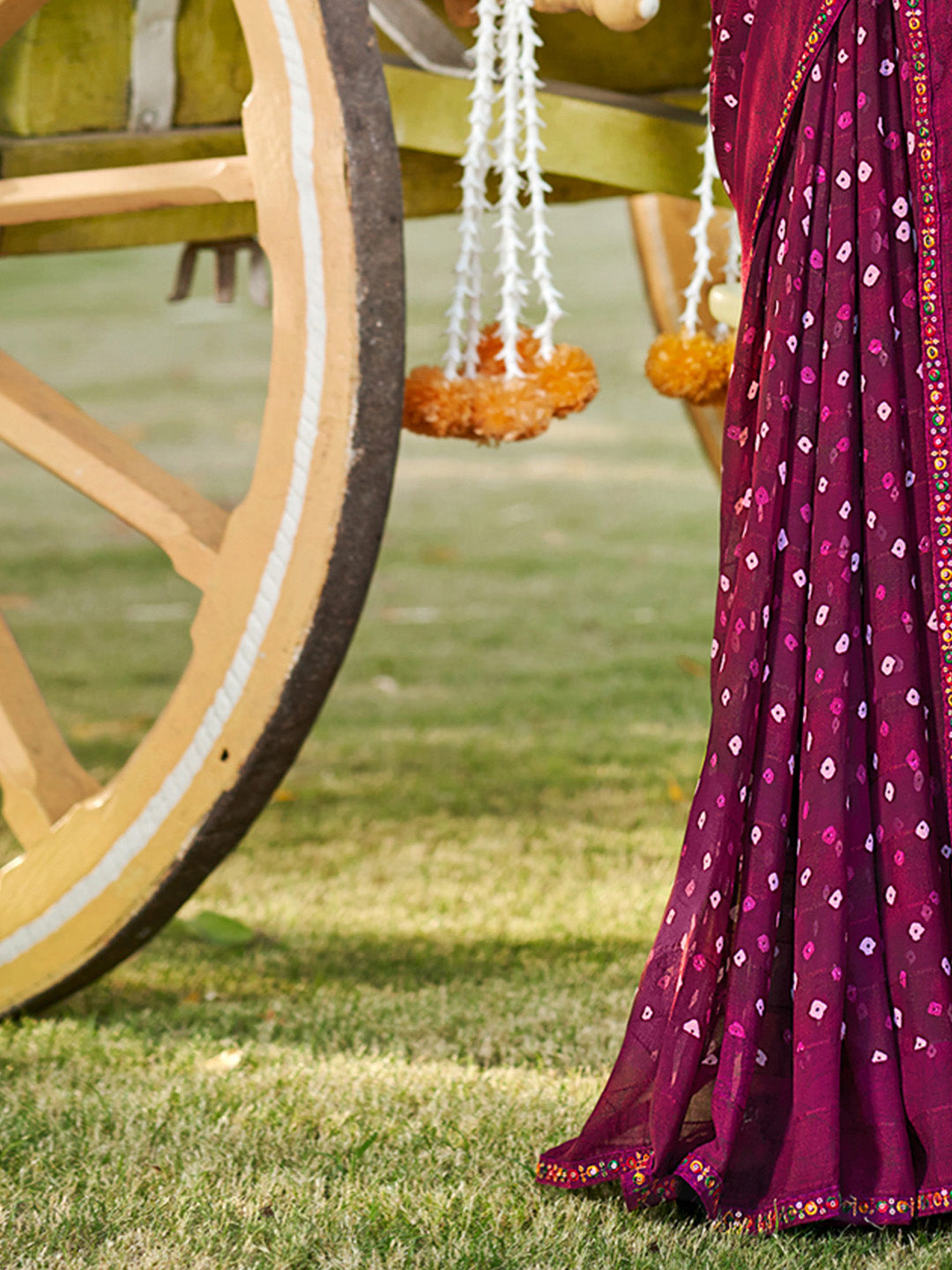 Women's Pure Georgette Magenta Embellished Designer Saree With Blouse Piece