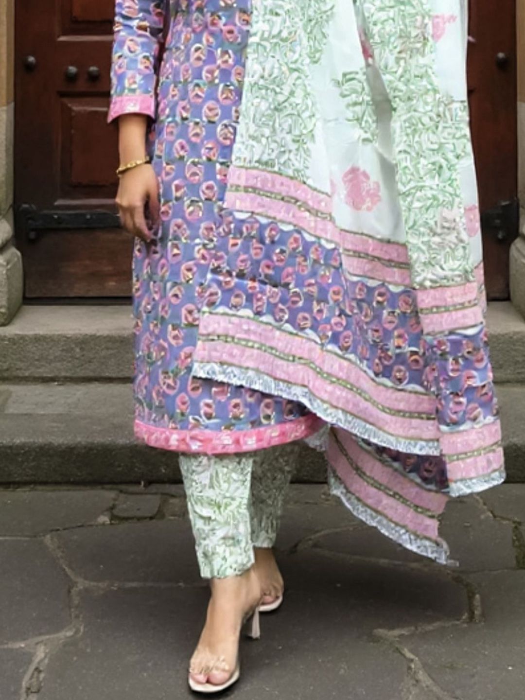 Floral Printed Round Neck Pure Cotton Straight Kurta With Trousers & Dupatta