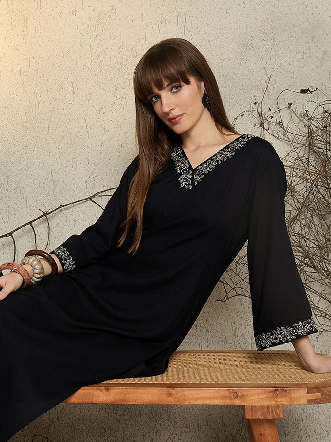 Women Ethnic Motifs Embroidered Regular Sequinned Kurta with Trousers