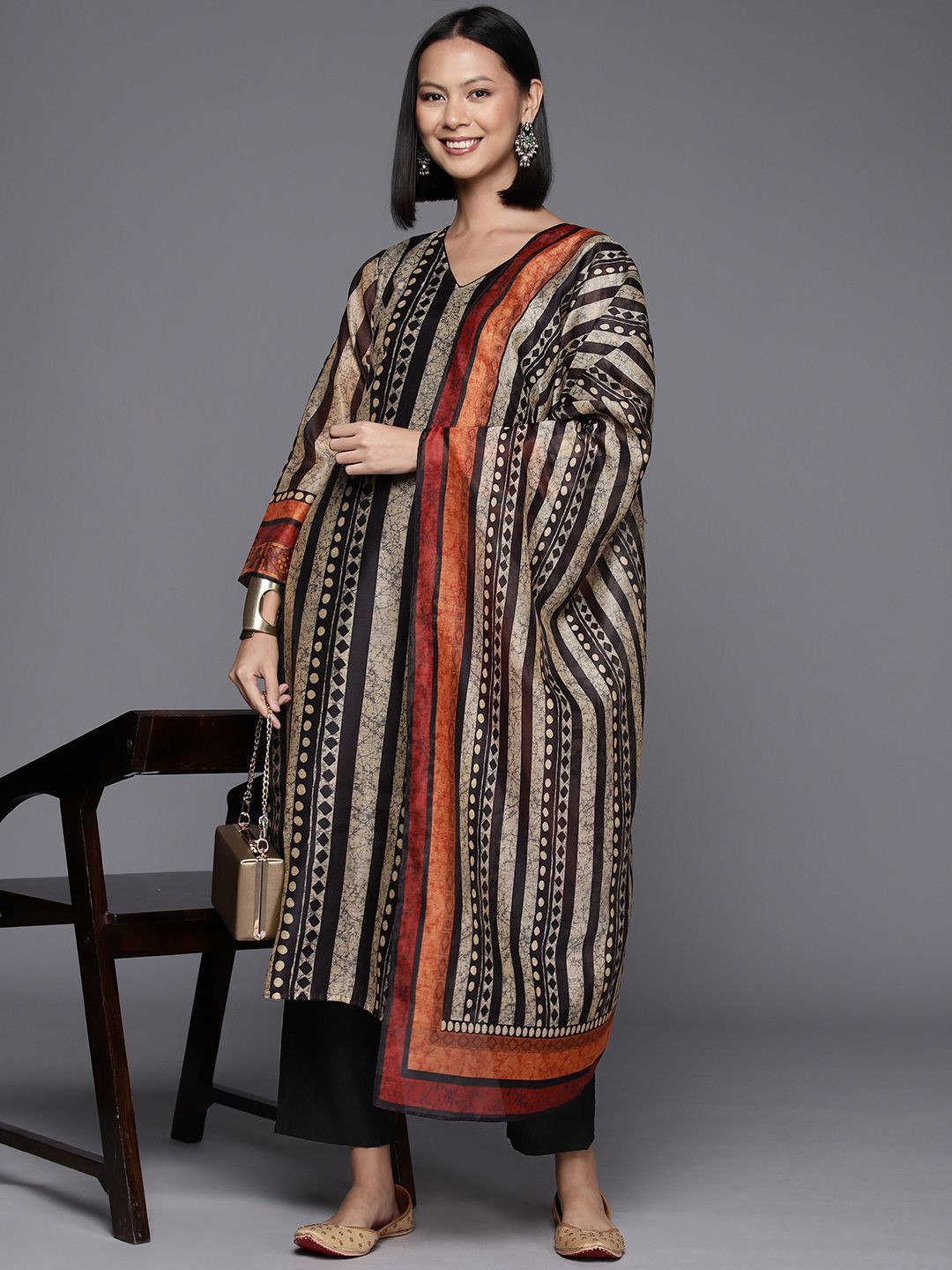 Dhiyona VA Women'sStriped V Neck Chanderi Cotton Straight Kurta & Trousers With Dupatta