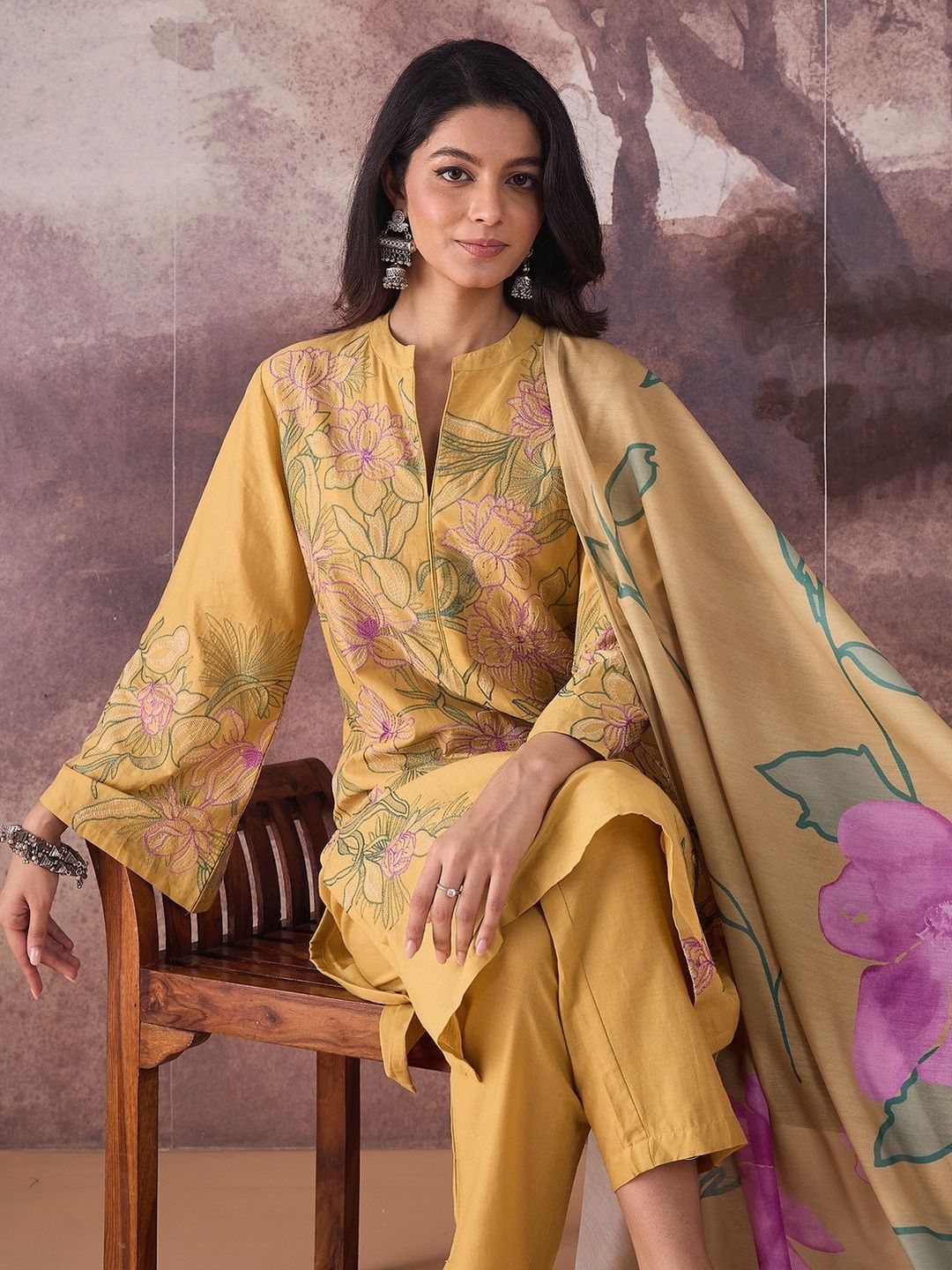 Floral Embroidered Mandarin Collar Pure Cotton Kurta & Trousers With Dupatta
