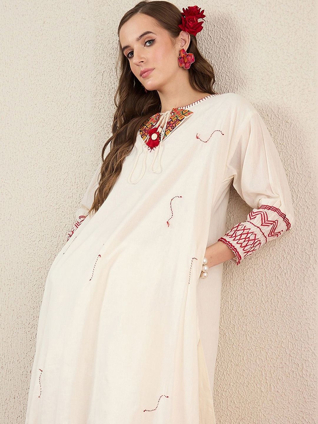 Women Ethnic Motifs Embroidered Regular Thread Work Pure Cotton Kurta with Trousers