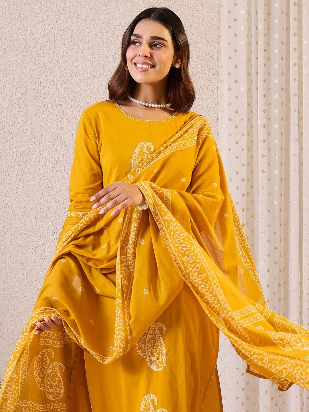 Women Paisley Printed Pure Cotton Kurta with Trouser & Dupatta