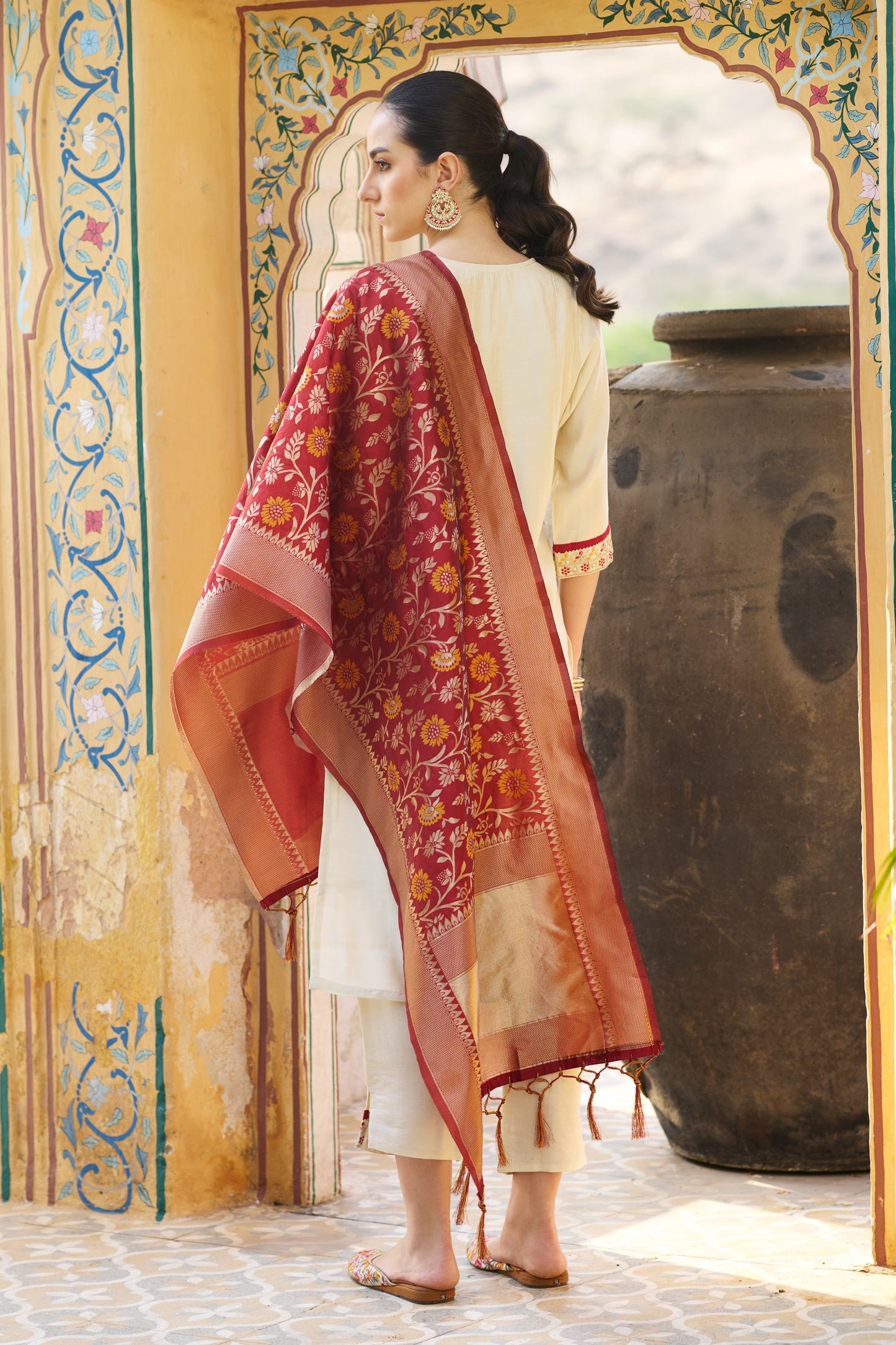 Dhiyona VV Varnika Womens Silk Blend Kurta Pant Set with Banarasi Dupatta Embroidered Ethnic Wear for Elegant Look