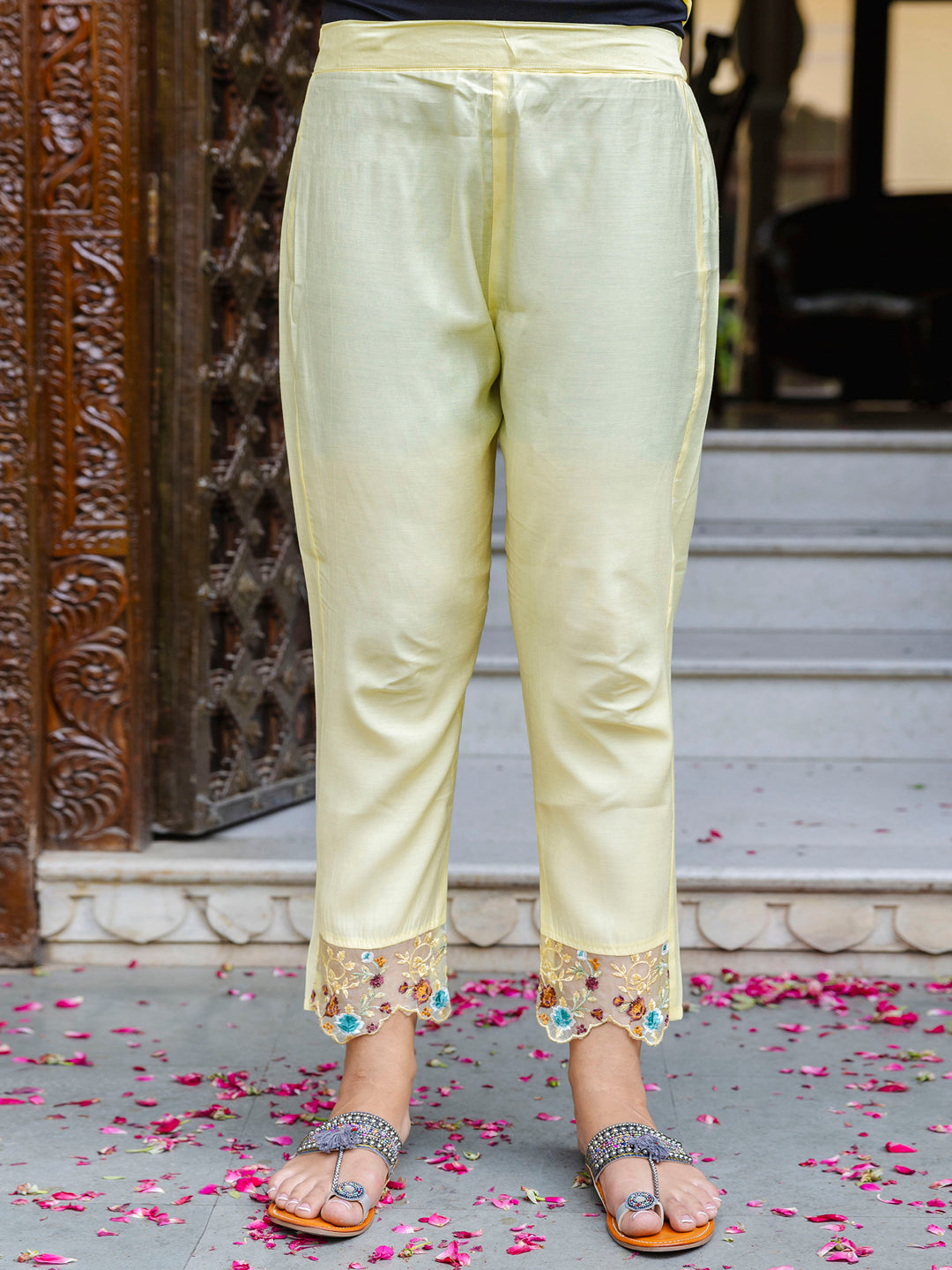 Dhiyona VV Women's Kurta and Pant Sets Viscose Roman Silk Fabric