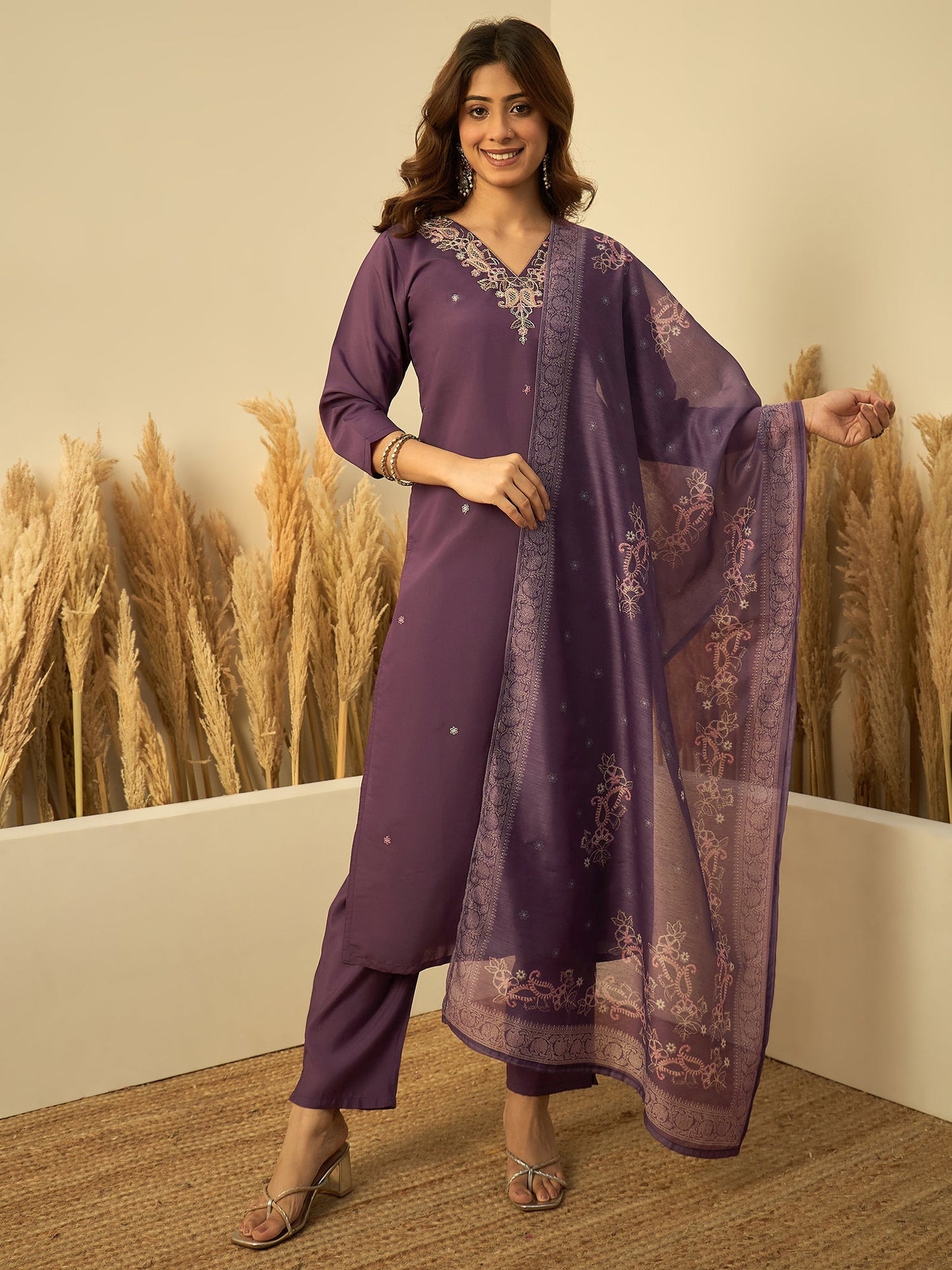 Dhiyona VV Lavender Womens Traditional Kurta Pant Set with Dupatta