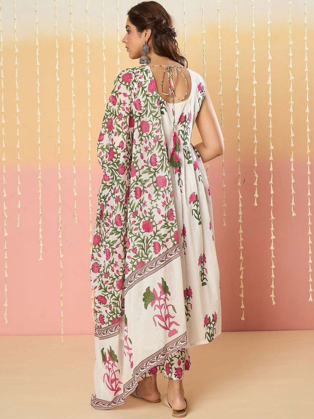Women Floral Printed Pleated Pure Cotton Kurta with Palazzos & With Dupatta