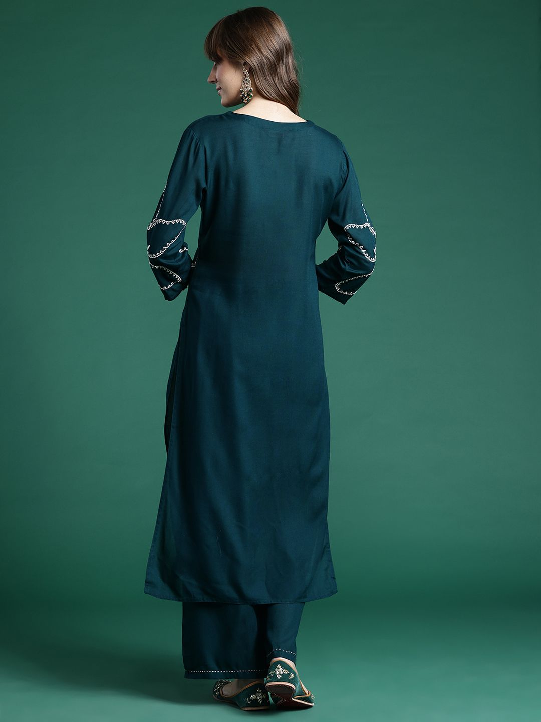 Indyancart IE Floral Embroidered Regular Thread Work Kurta with Palazzos