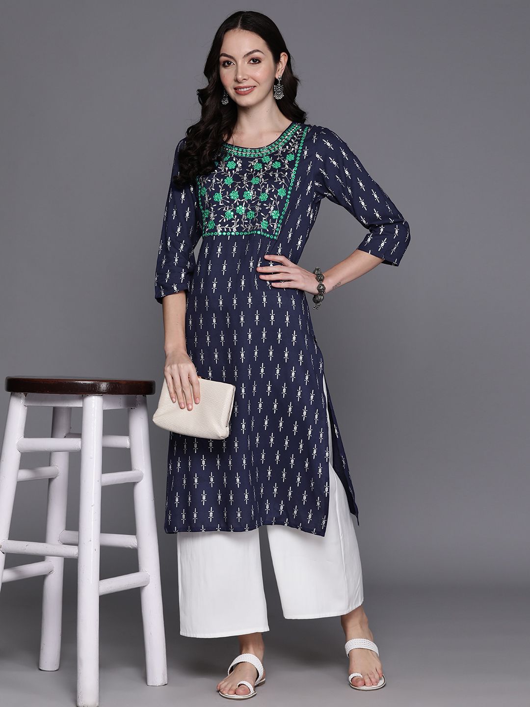 Indyancart IE Ethnic Motifs Embroidered Mirror Work Kurta