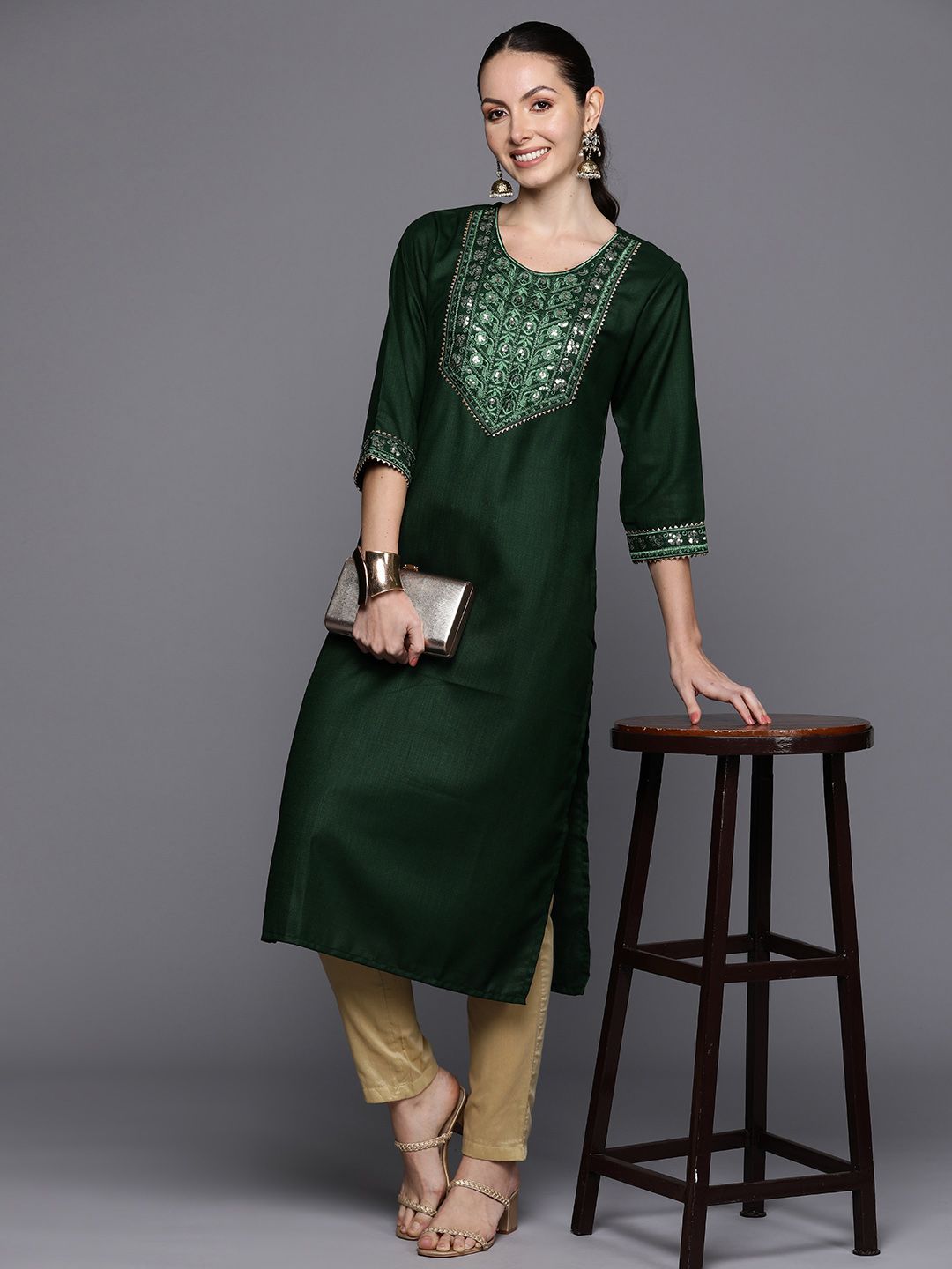 Indyancart IE Ethnic Motifs Embroidered Sequinned Detail Straight Kurta
