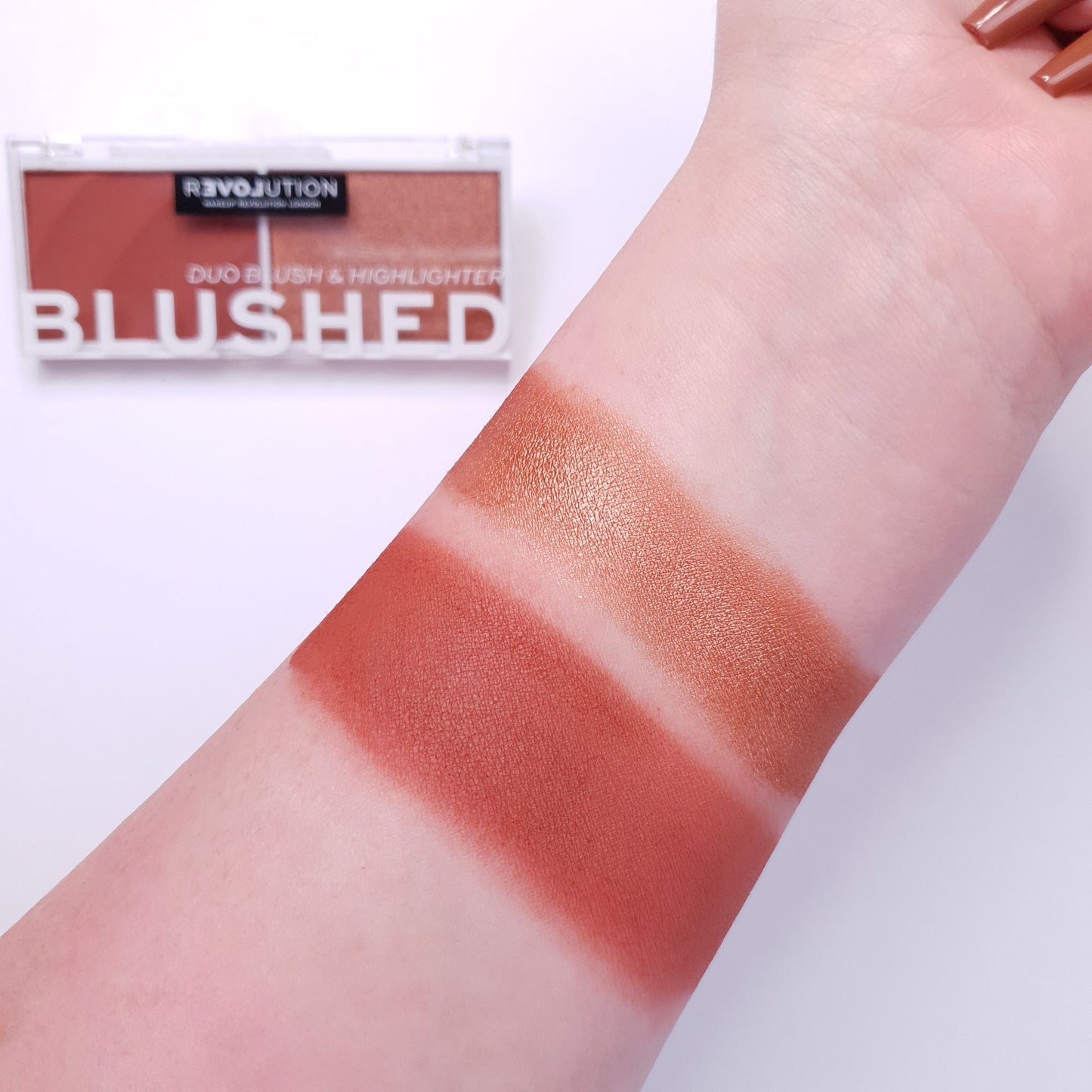 Makeup Revolution Relove Colour Play Blushed Duo - Baby
