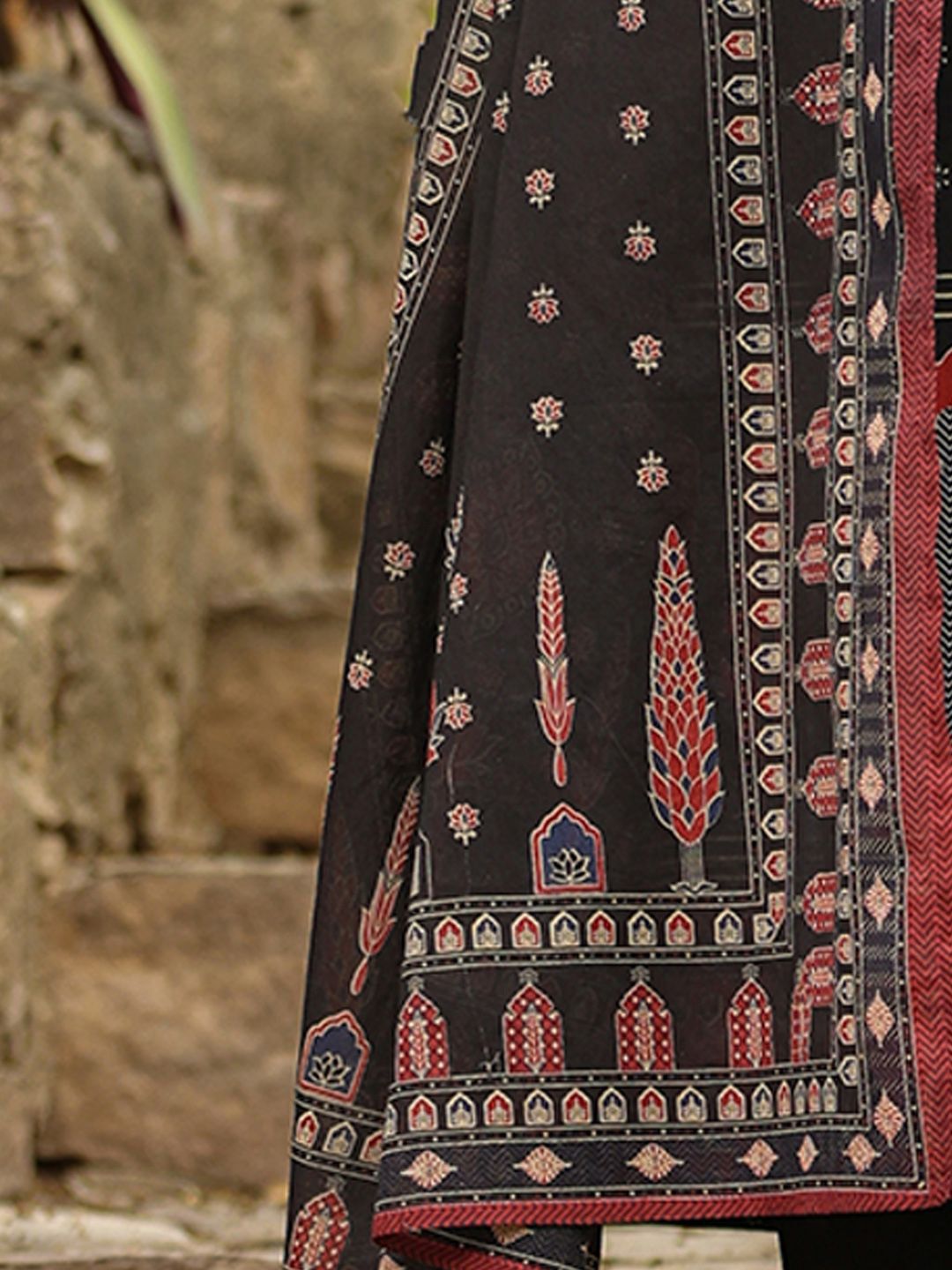Indyancart IE Women Ethnic Motifs Printed Mirror Work Pure Cotton Kurta With Trousers & Dupatta