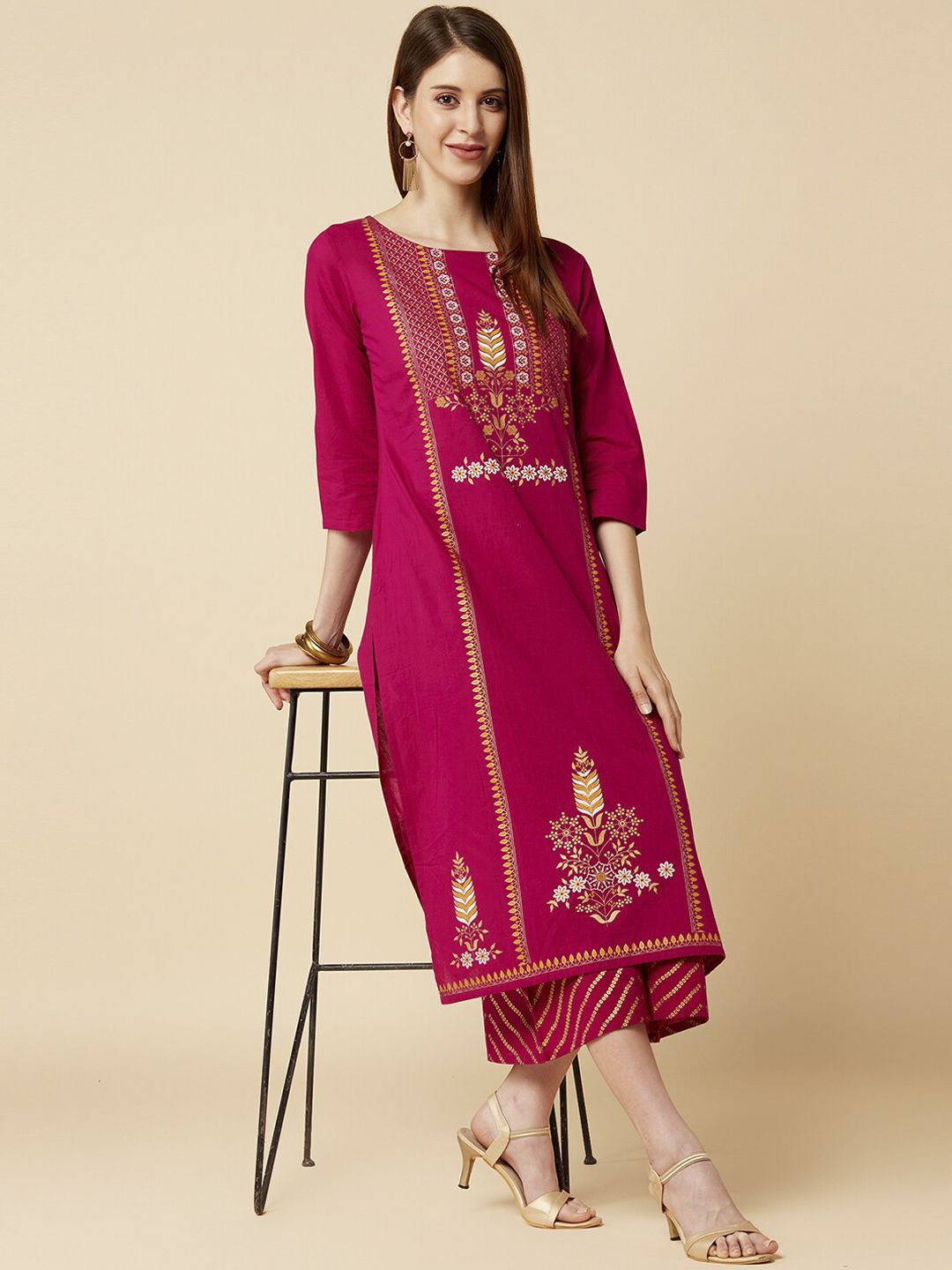 Indyancart VA Women's Magenta Ethnic Motifs Printed Panelled Kurta with Palazzos