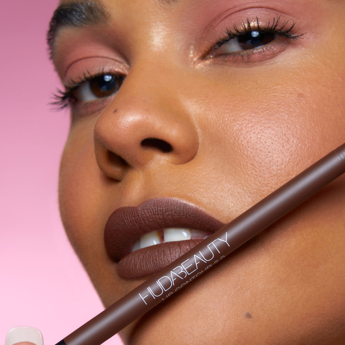 Huda Beauty Lip Contour 2.0 - Rich Brown