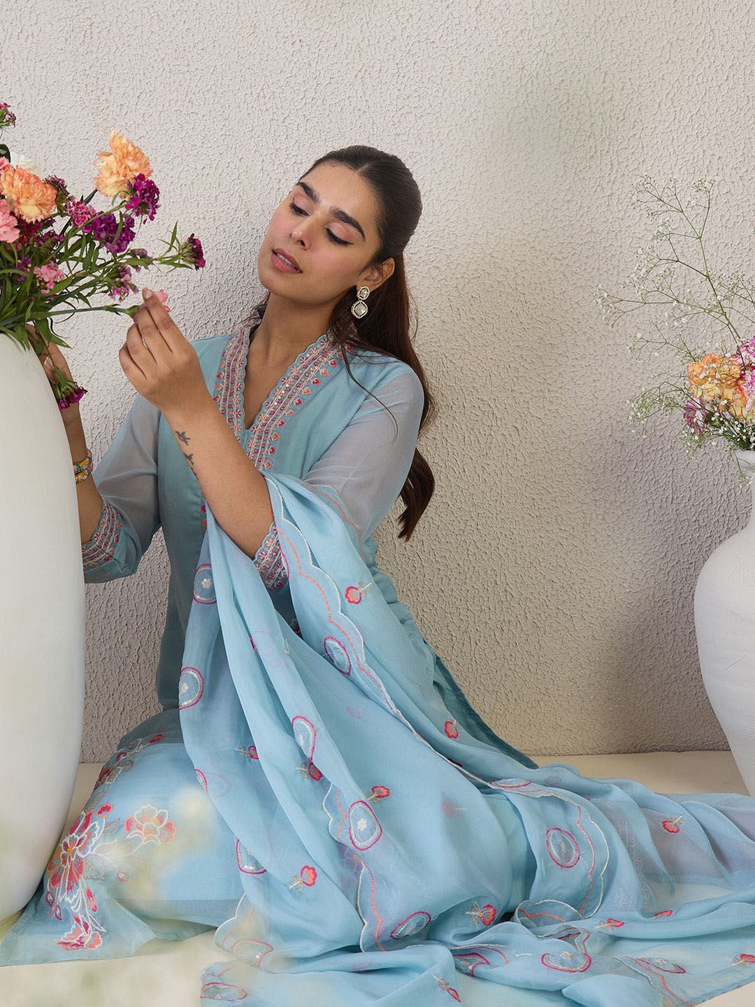 Indyancart IE Floral Embroidered V-Neck Thread Work Straight Kurta & Trousers & Dupatta