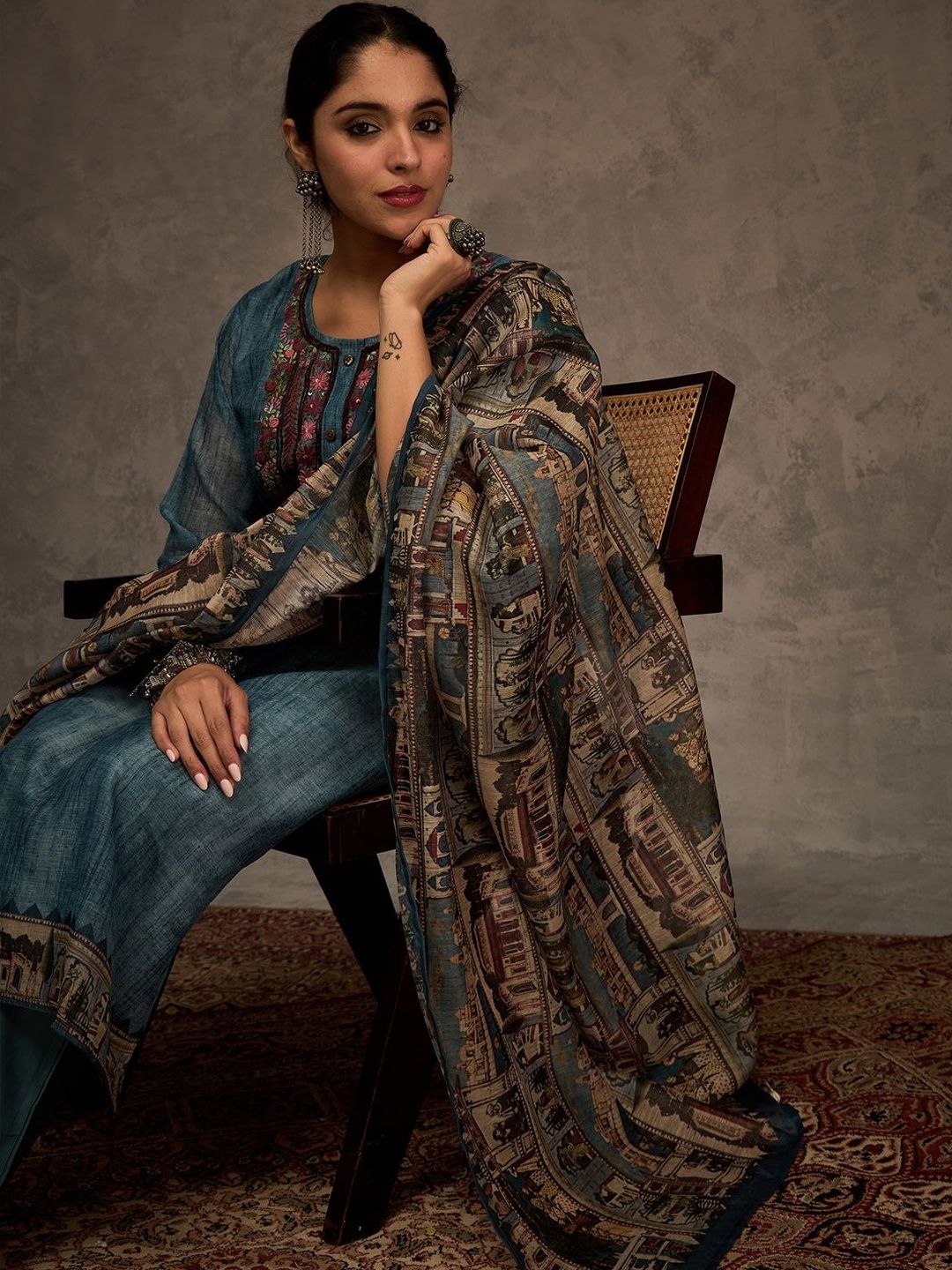 Ethnic Motifs Embroidered Chanderi Cotton Kurta & Trousers With Dupatta