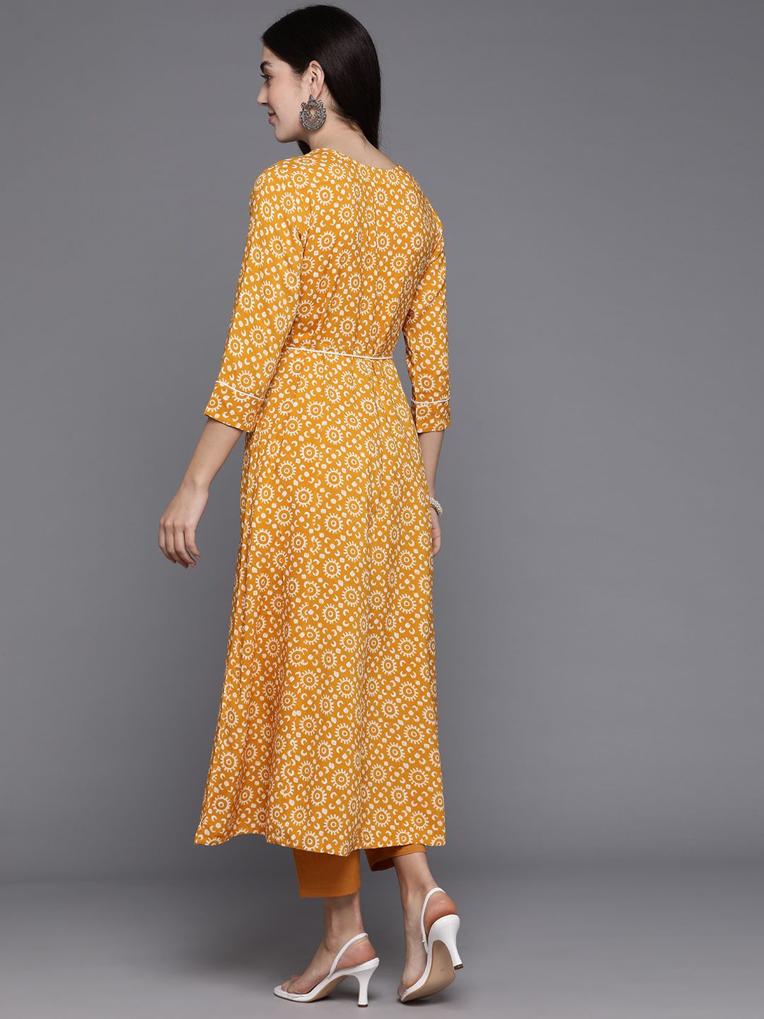 Indyancart IE Women Ethnic Motifs Printed Thread Work A-Line Kurta