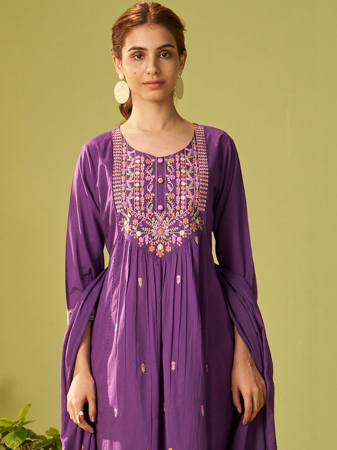 Women Ethnic Motifs Embroidered Empire Thread Work Pure Cotton Kurta with Trousers & With Dupatta