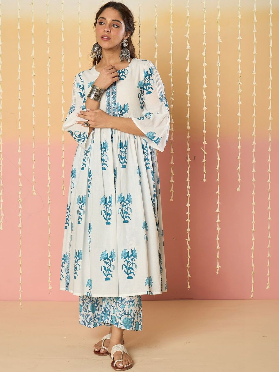 Women Floral Printed Regular Pure Cotton Kurta with Palazzos