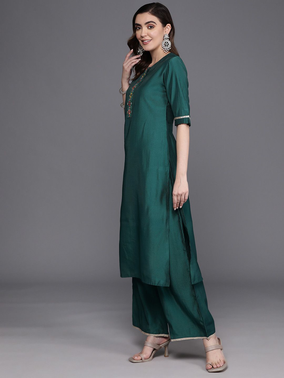 Indyancart IE Floral Embroidered Regular Thread Work Liva Kurta with Palazzos & Dupatta