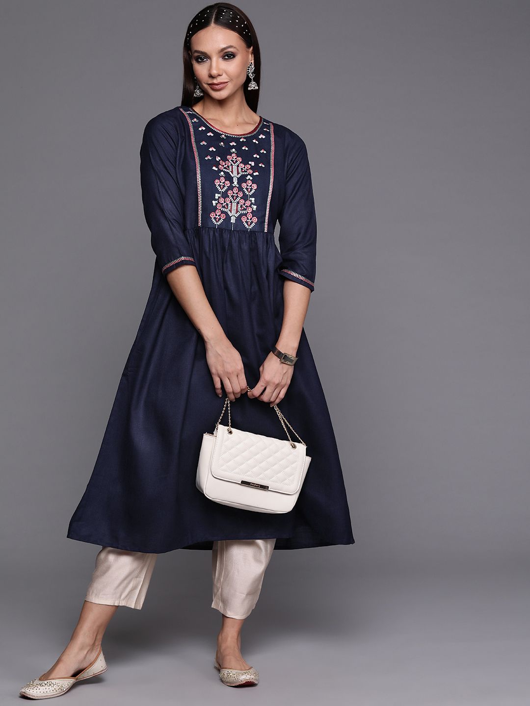 Indyancart IE Women Navy Blue Floral Yoke Design Floral Kurta
