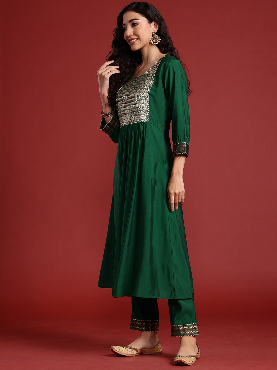 Dhiyona IE Floral Yoke Design Pleated Gotta Patti Pure Cotton Kurta Set